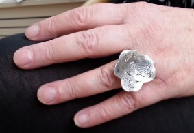 Ring with fingerprint